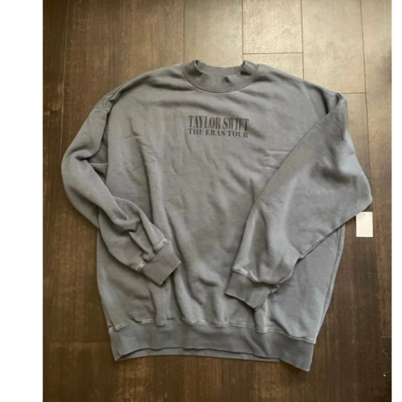Taylor Swift Eras Tour Blue Crewneck L - Picture 1 of 3